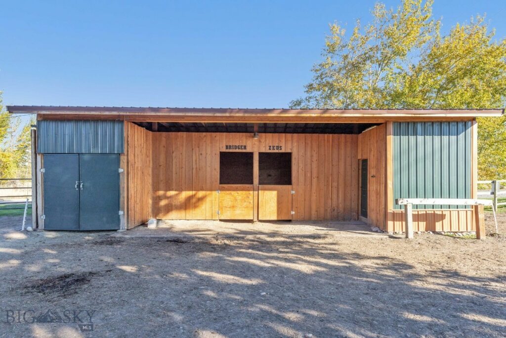 2621 Jackrabbit Lane