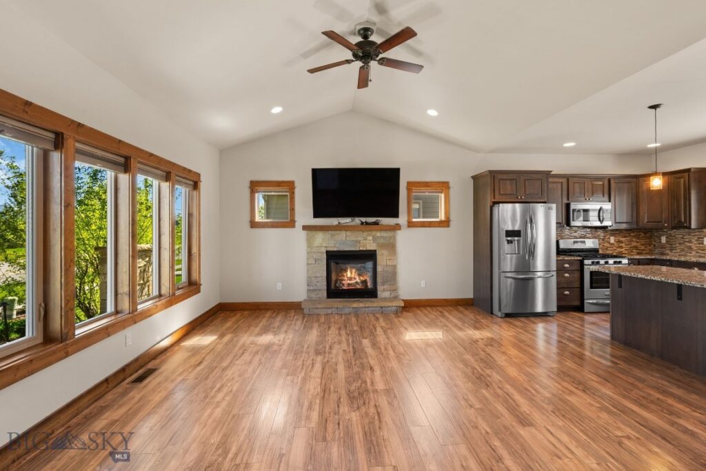 2650 W Graf Street