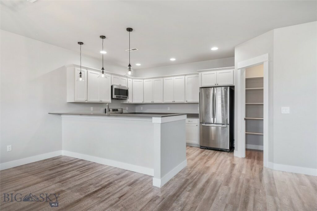 2657 Blackbird Drive