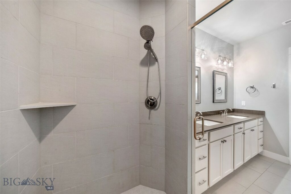 2657 Blackbird Drive