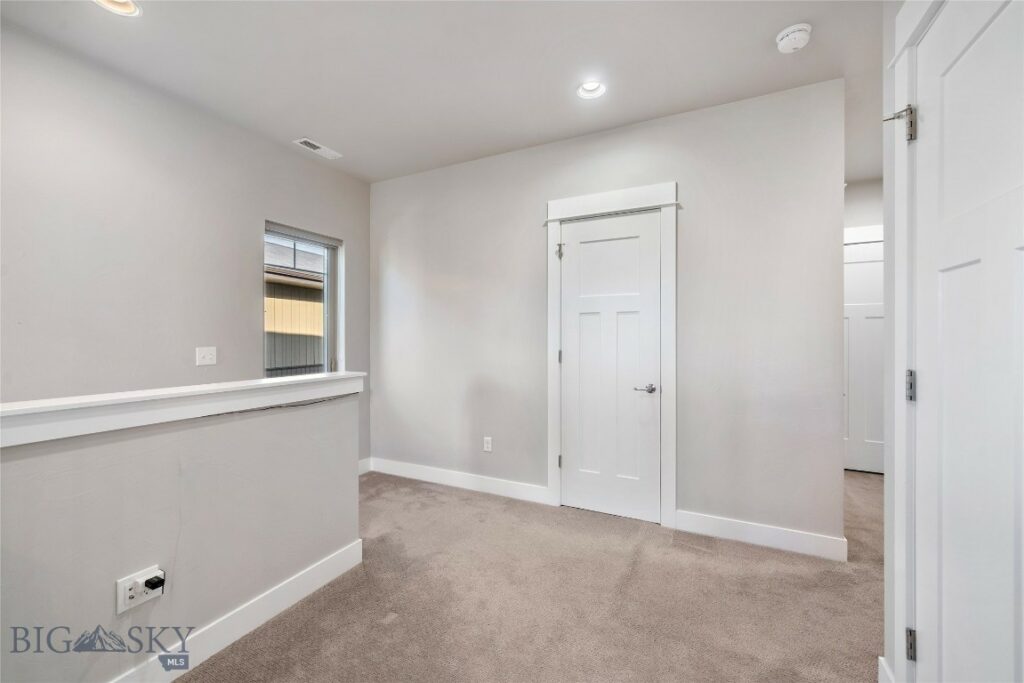 2657 Blackbird Drive