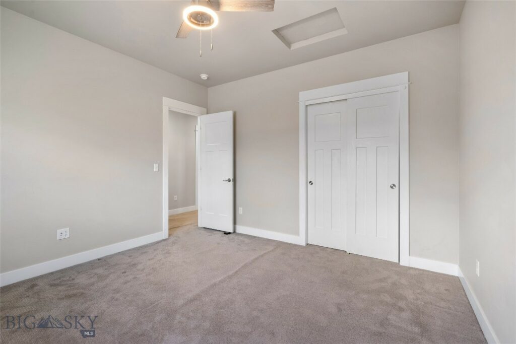 2657 Blackbird Drive