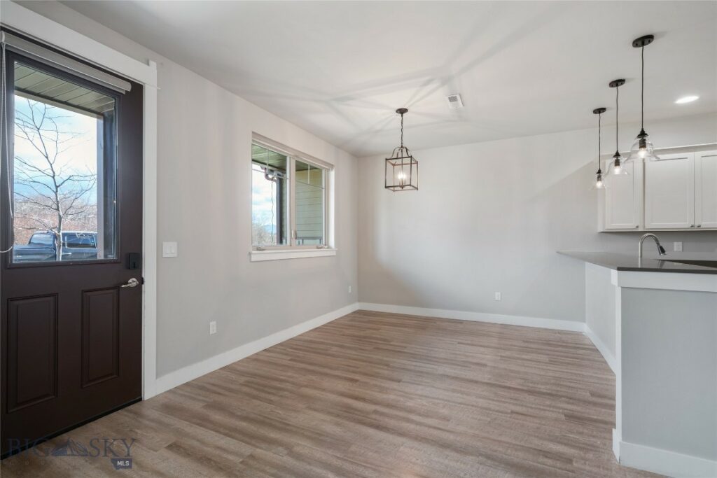 2657 Blackbird Drive