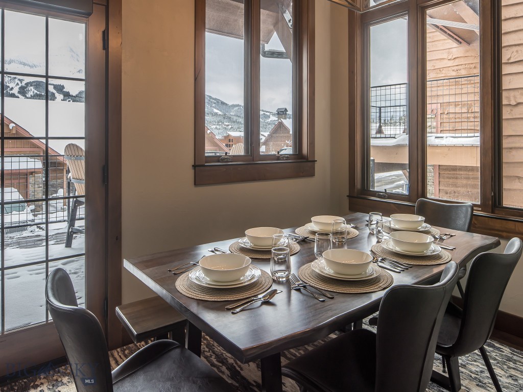 27 Heavy Runner Road