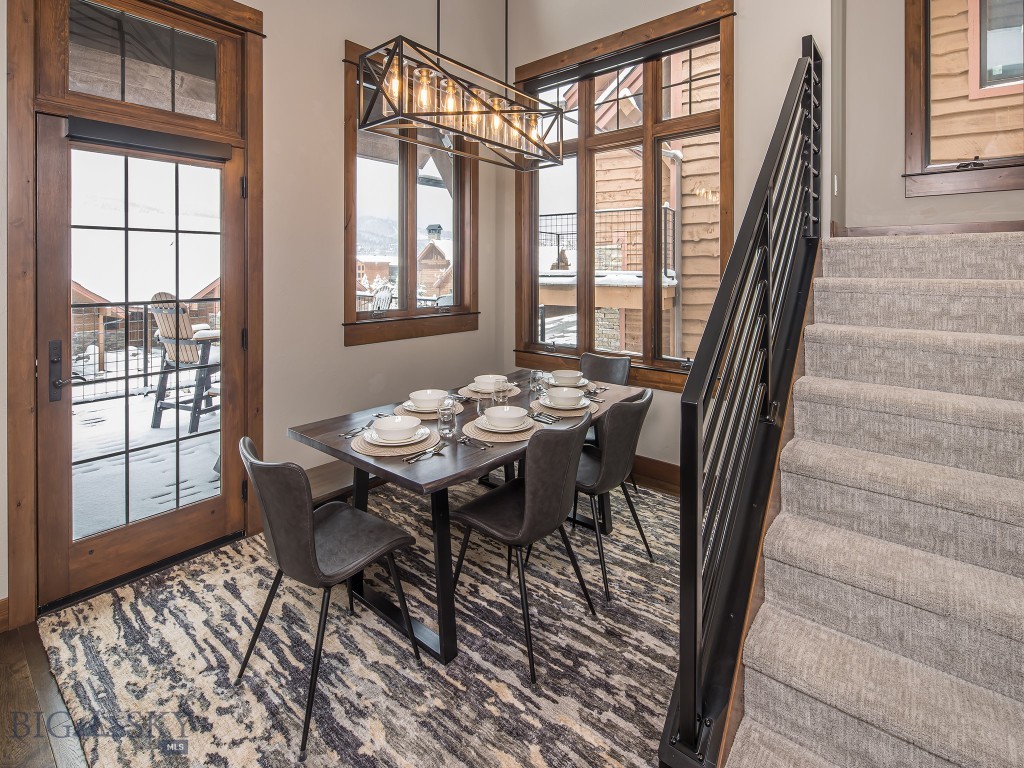 27 Heavy Runner Road