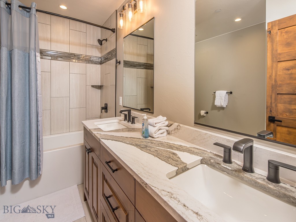 27 Heavy Runner Road