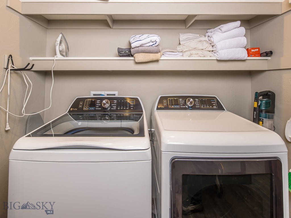 27 Heavy Runner Road