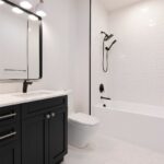 2715 W Graf