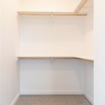 2715 W Graf