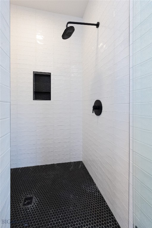 2715 W Graf