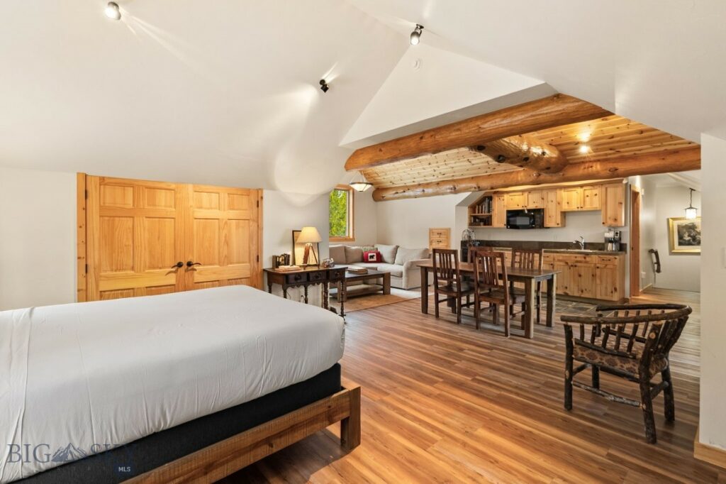 Big Sky MT 59730 - 21