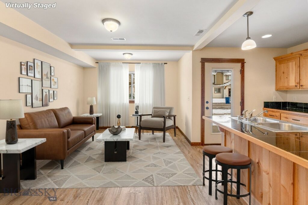 2755 Fen Way