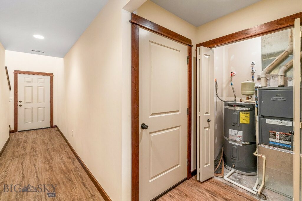 2755 Fen Way