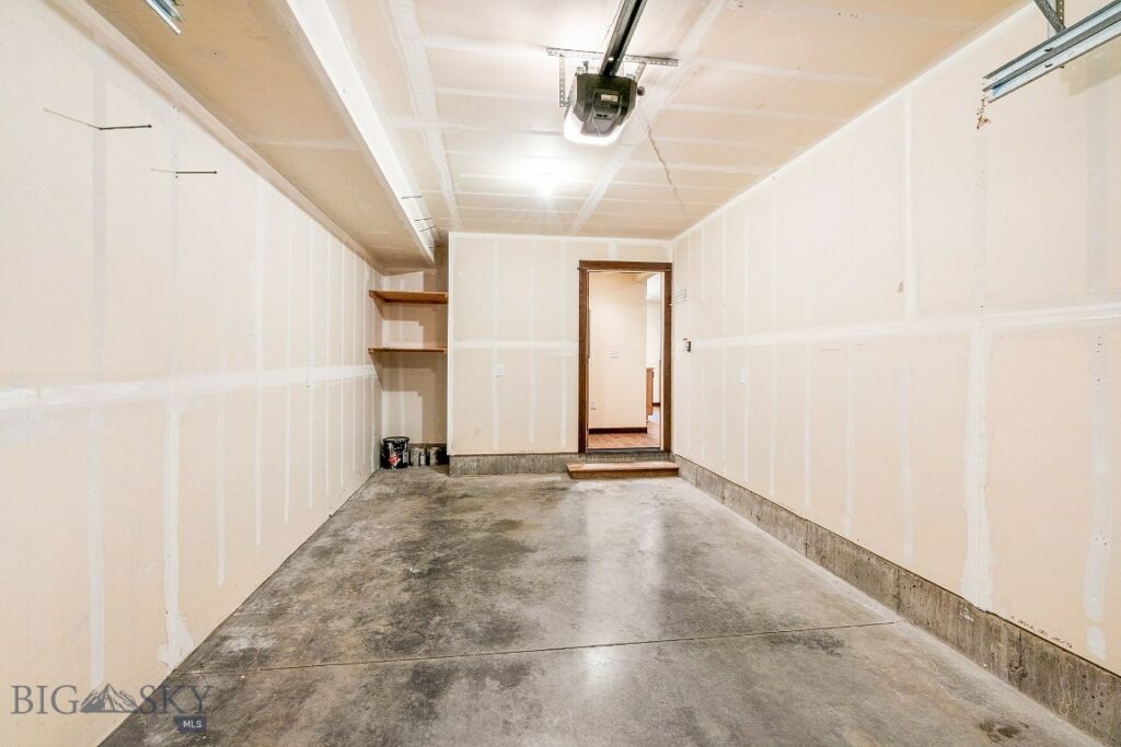 2755 Fen Way