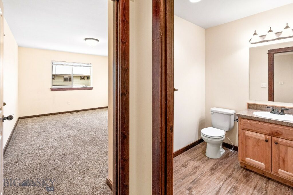 2755 Fen Way