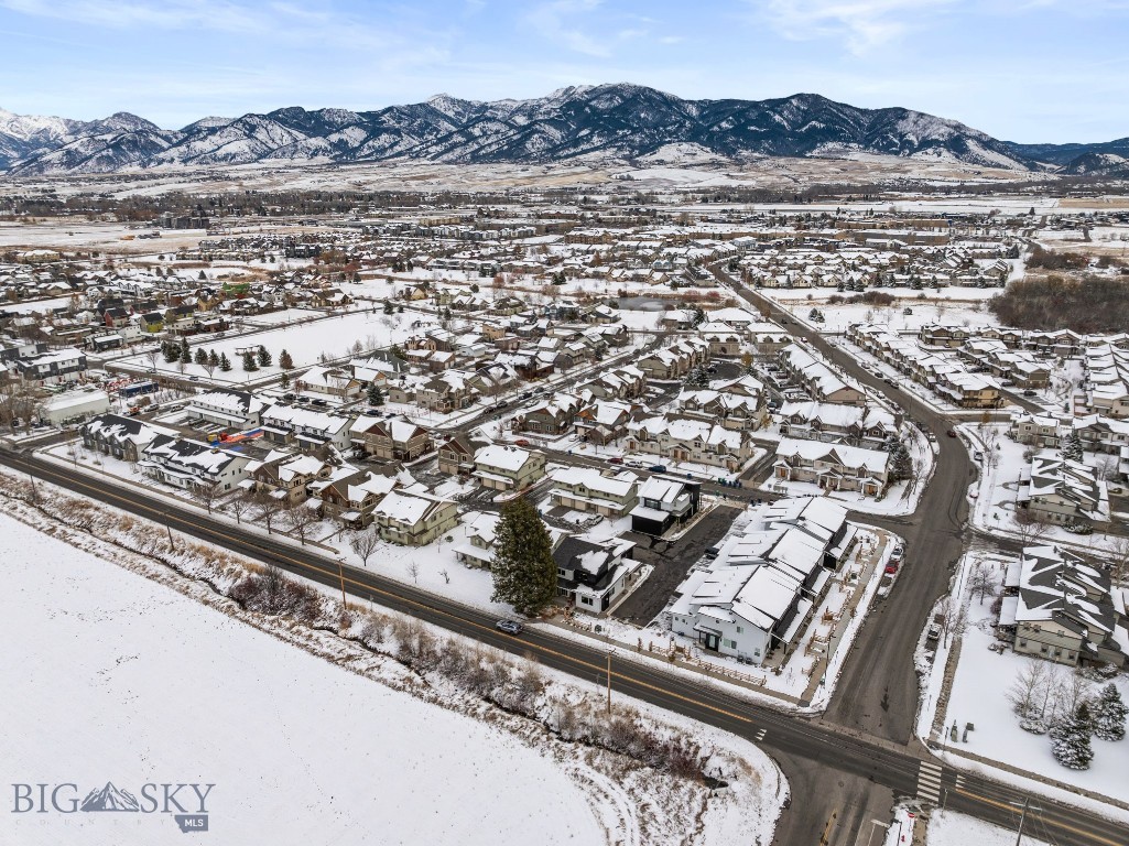 2755 Fen Way