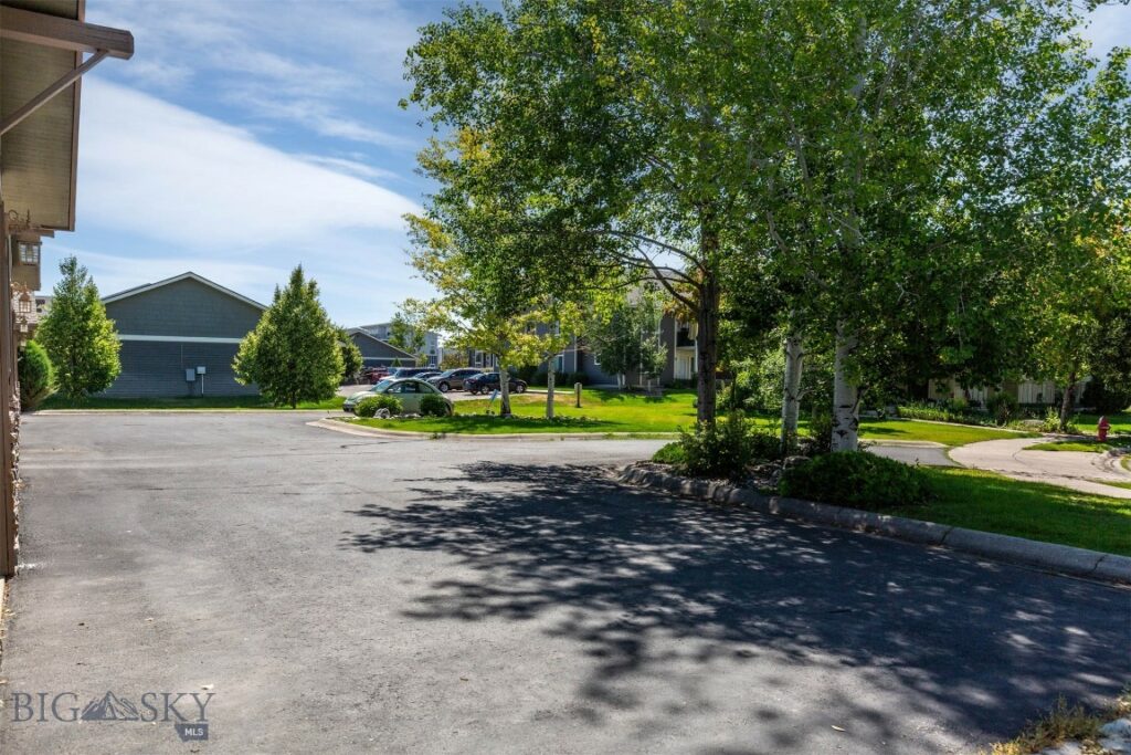2757 Marlyn Court