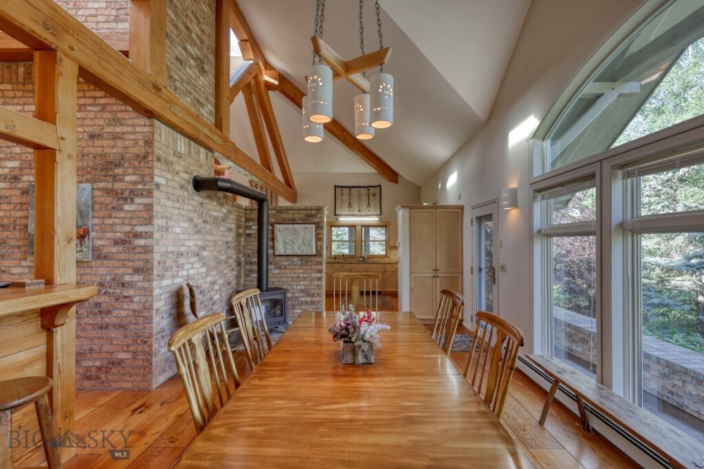 2780 Bobtail Horse Road