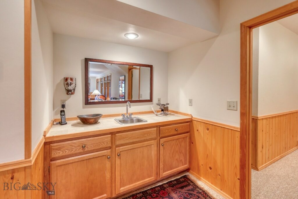 Big Sky MT 59716 - 18