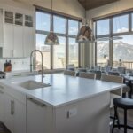 28 Pale Morning Spur