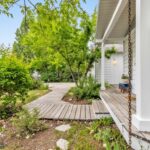 2801 W Villard Street
