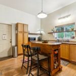 2801 W Villard Street