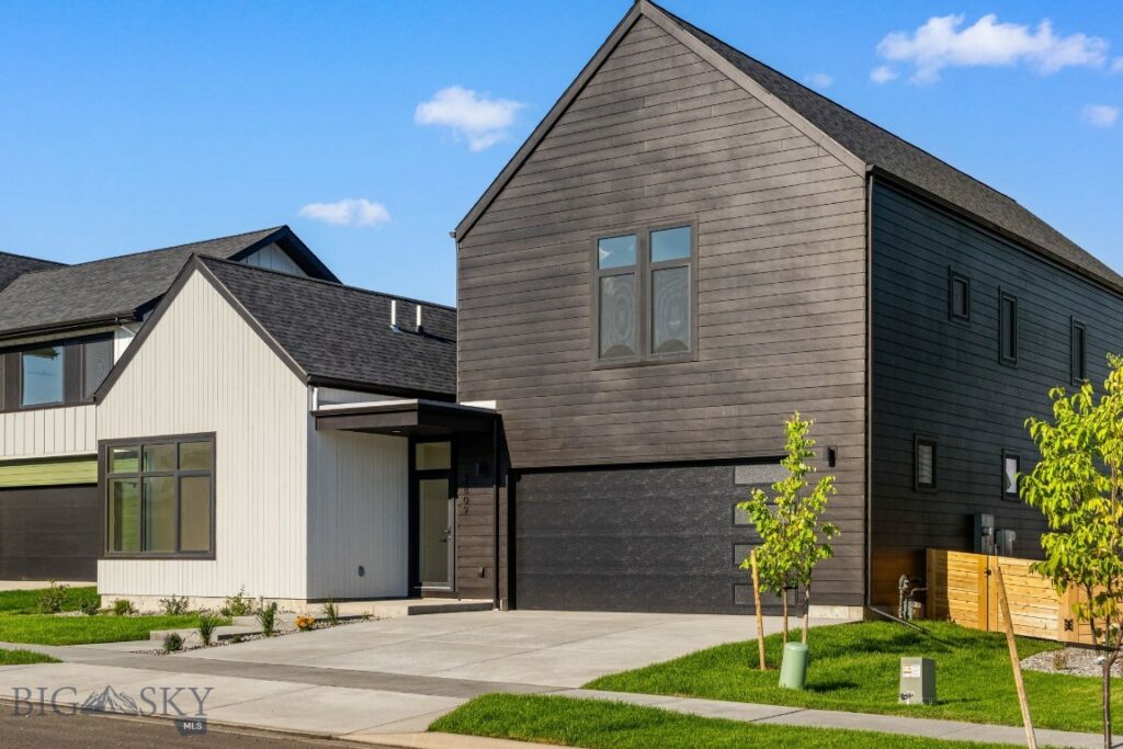 2809 S 30th Avenue