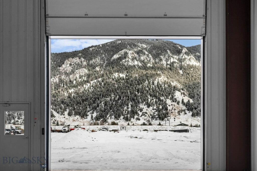 281 Blacksmith Loop Road