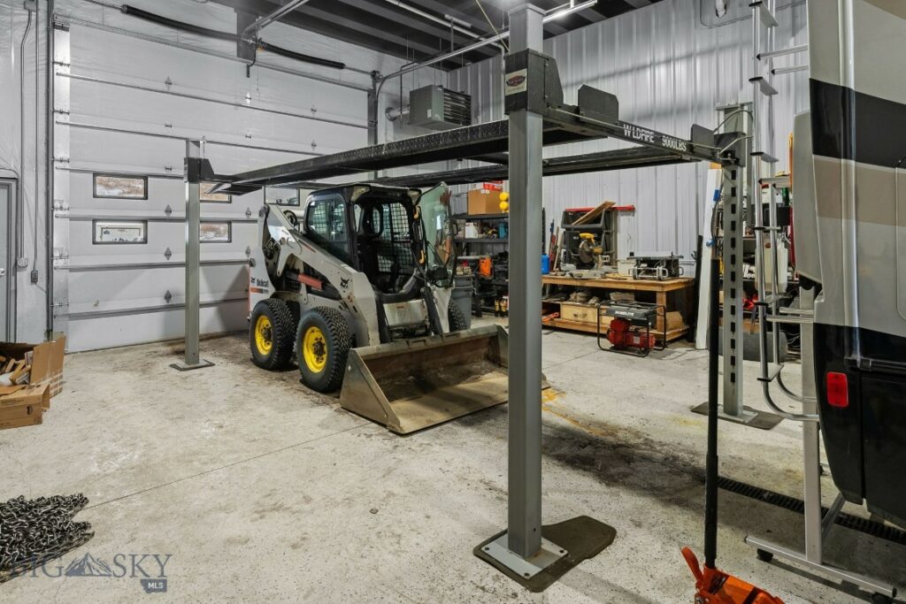 Big Sky MT 59716 - 3