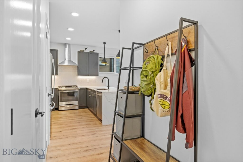 2818 Tierra Lane