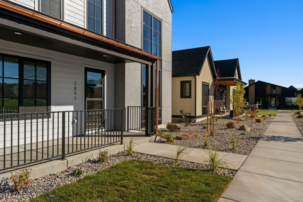 2851 Cielo Way