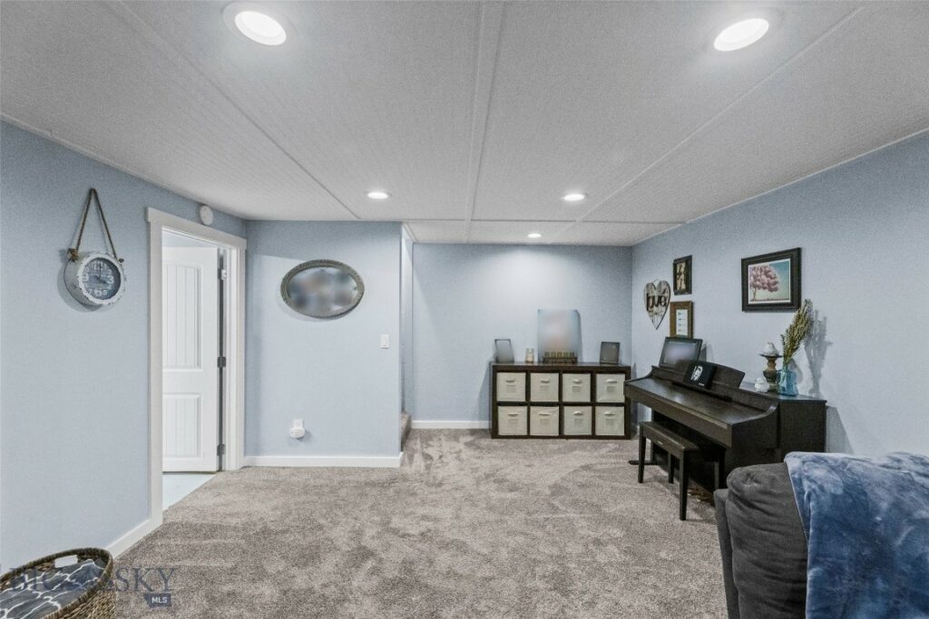 Bozeman MT 59718 - 19