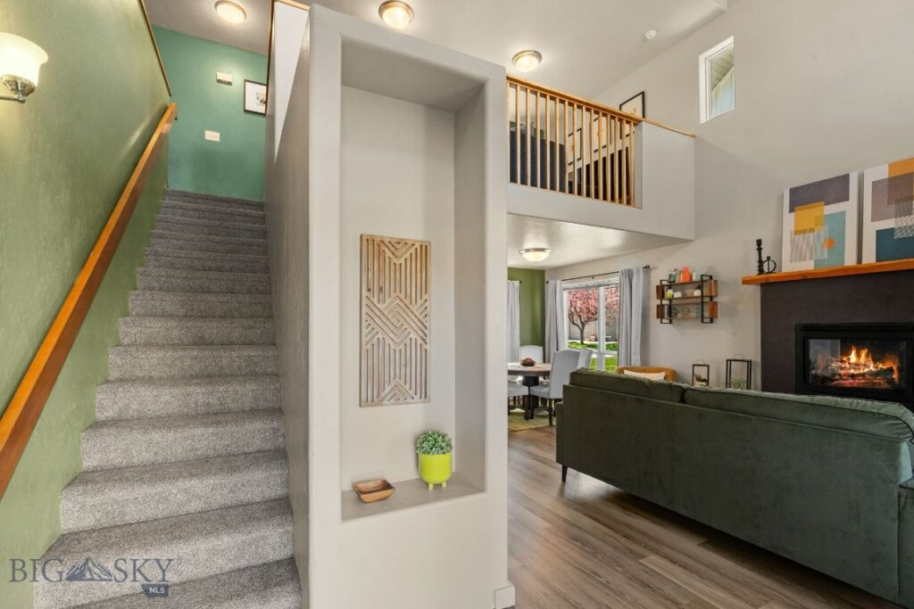 2942 Warbler Way