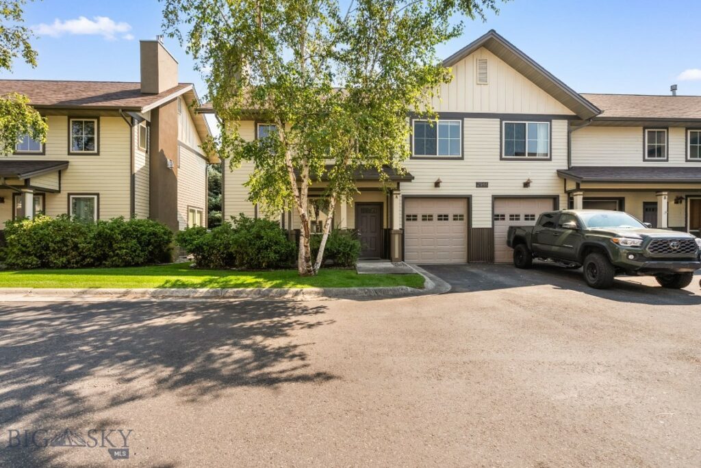 2944 Warbler Way