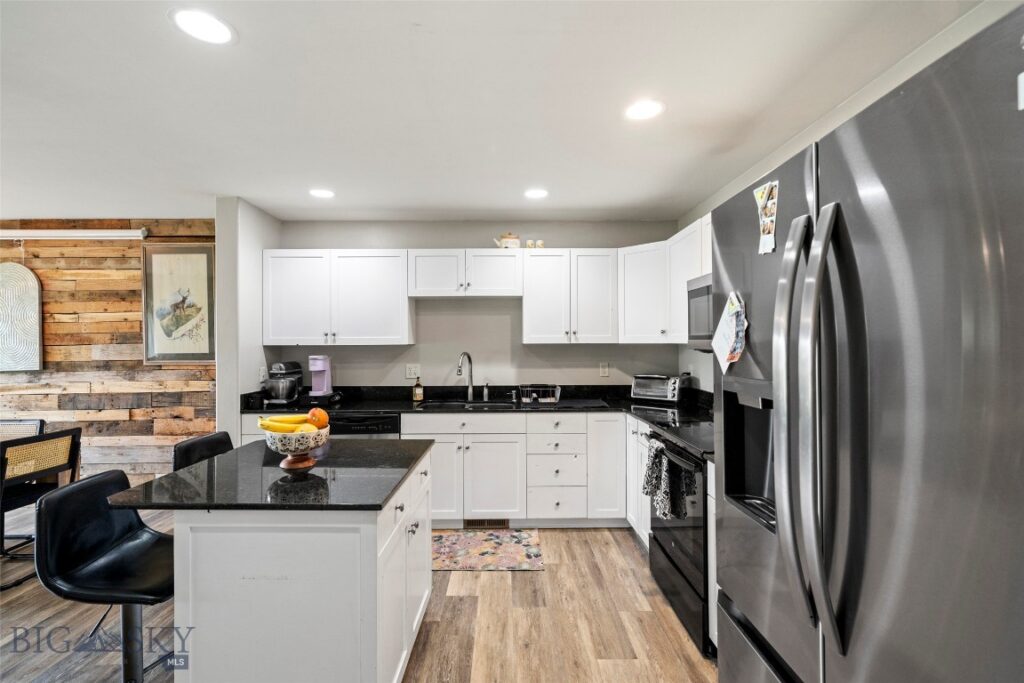 2963 Warbler Way