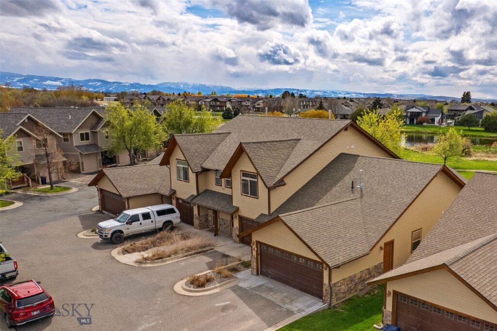 2963 Warbler Way