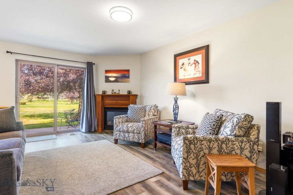 2963 Warbler Way