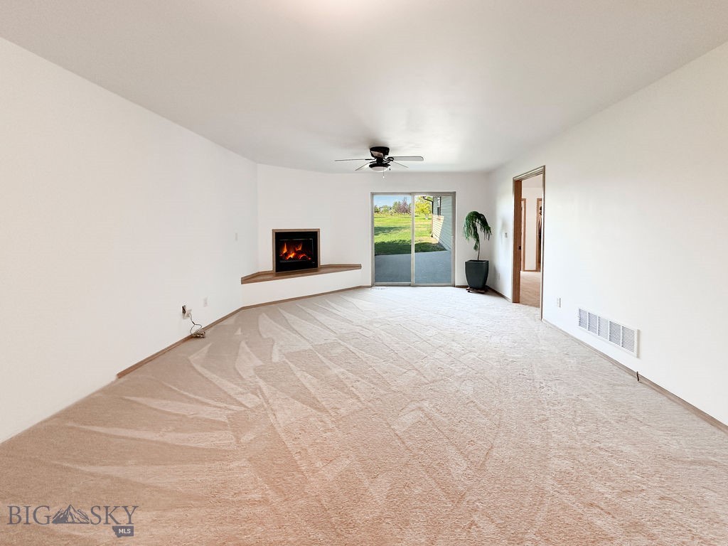 2963 Warbler Way