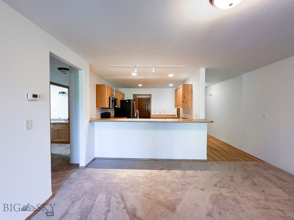 2963 Warbler Way