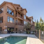 2A Summit View Drive