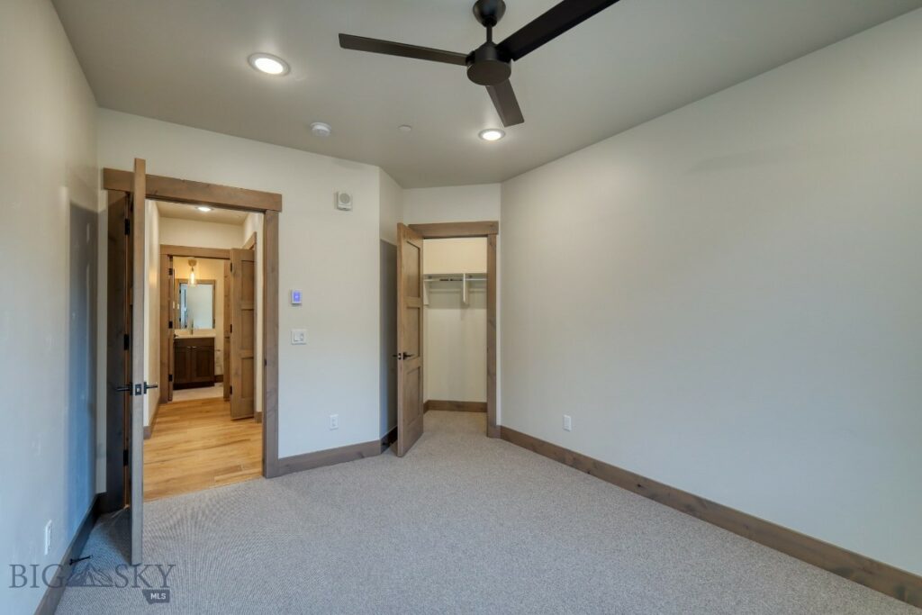 2D Summit View - 401D