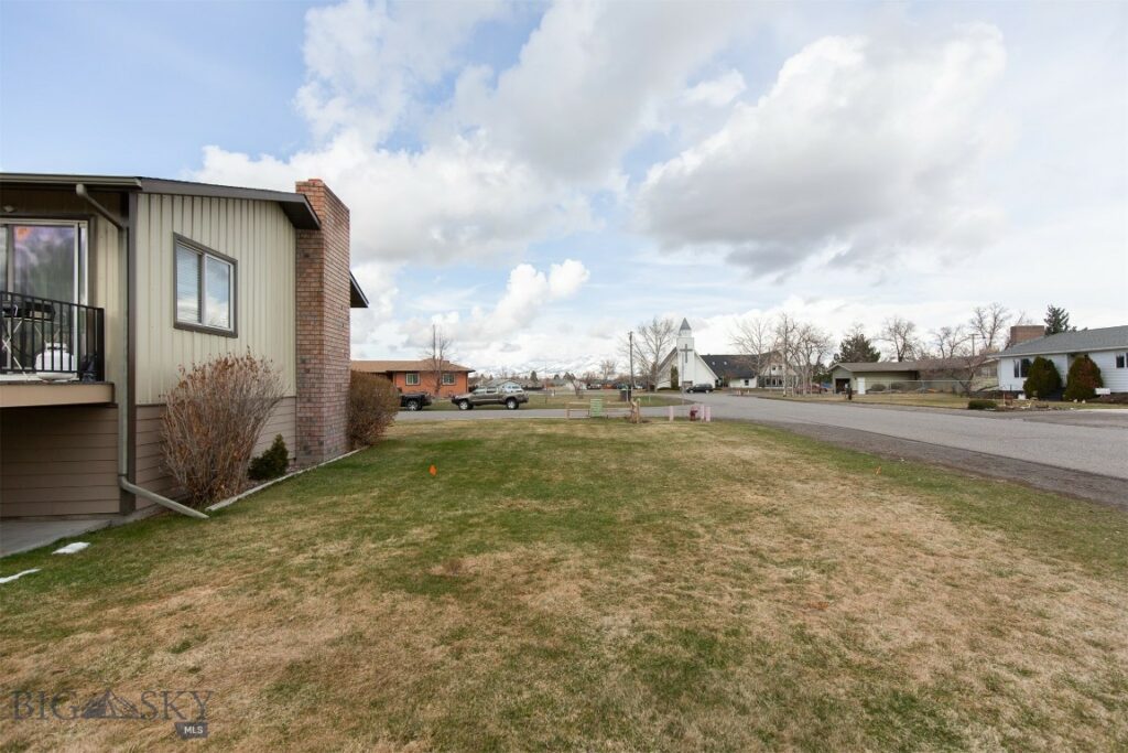 300 McEwen Drive