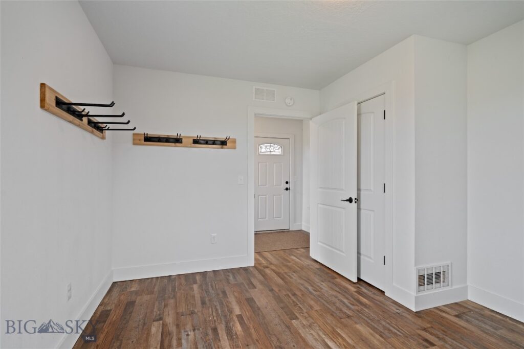 3000 Sales Road