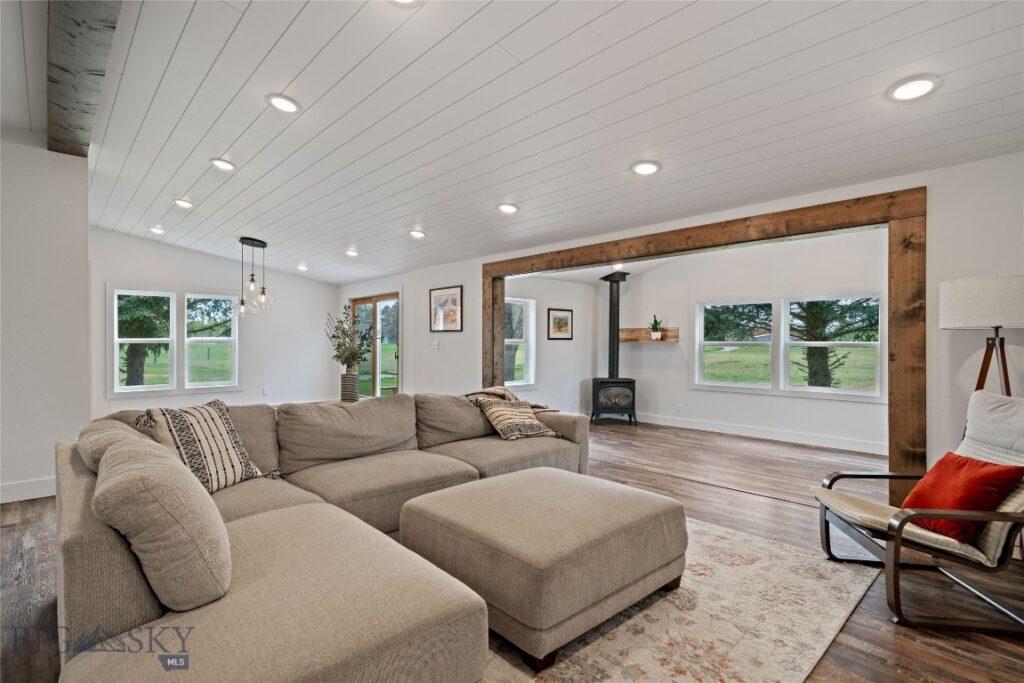 3000 Sales Road