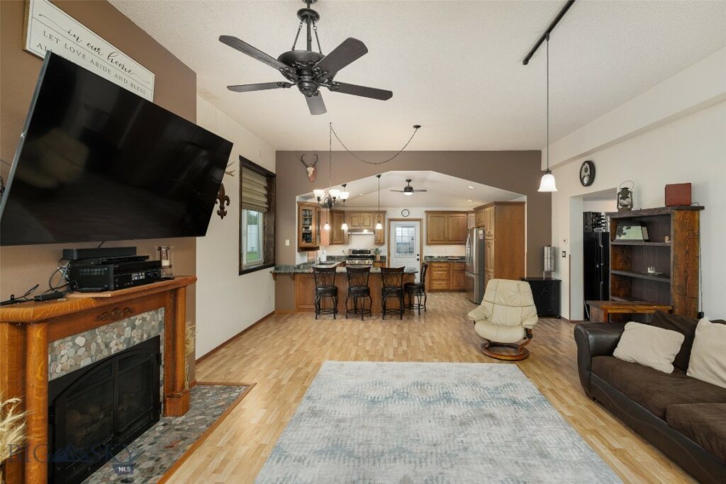 301 Pearl Drive