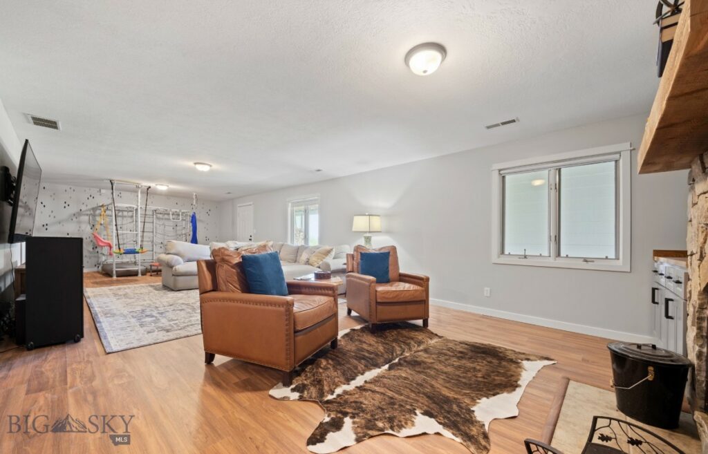 3015 Branding Iron Road