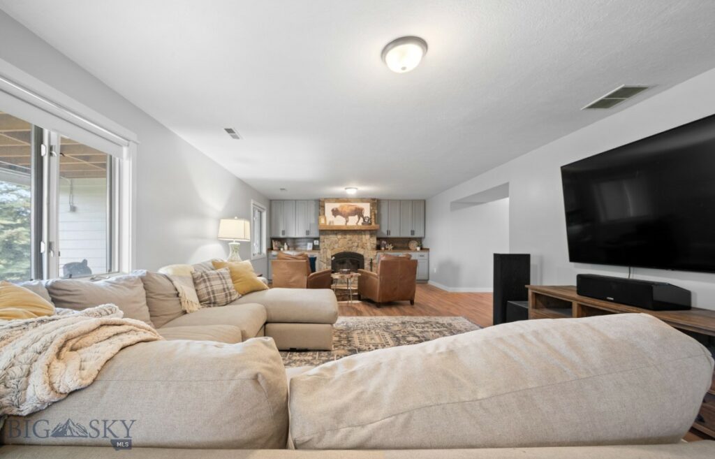 3015 Branding Iron Road