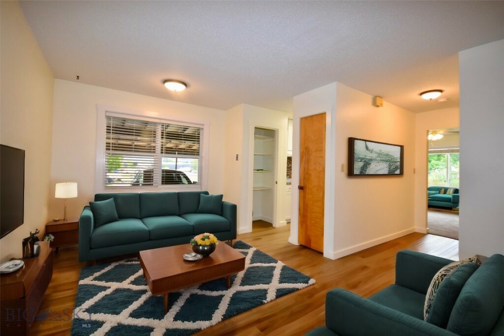 303 N 8th Avenue