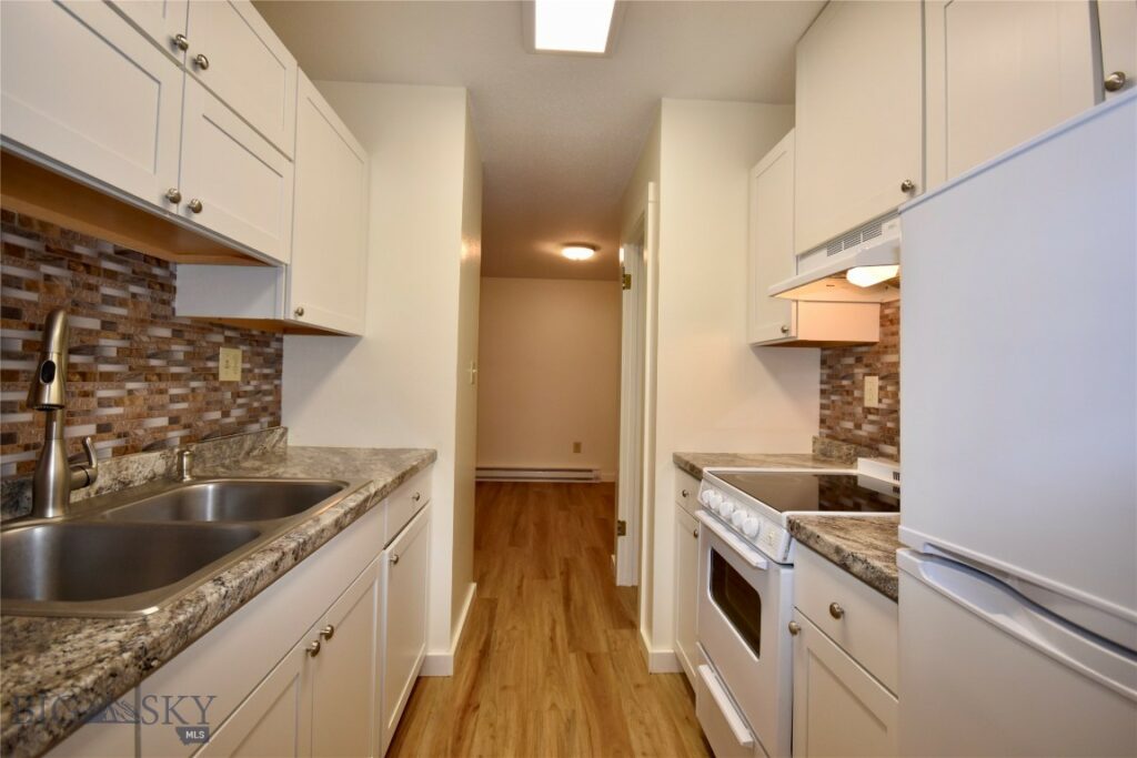 303 N 8th Avenue