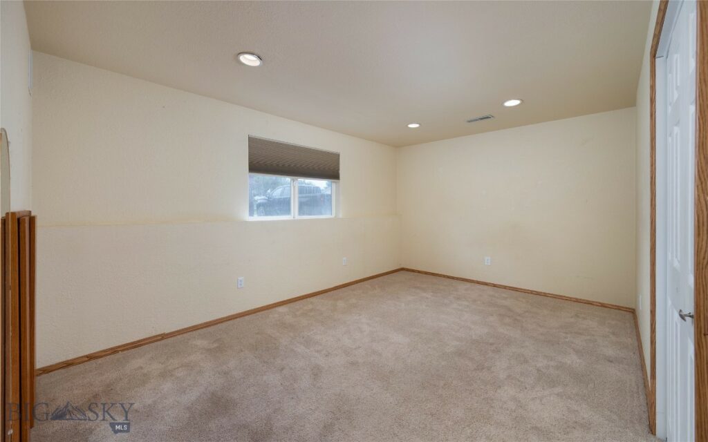 303 Pearl Dr.